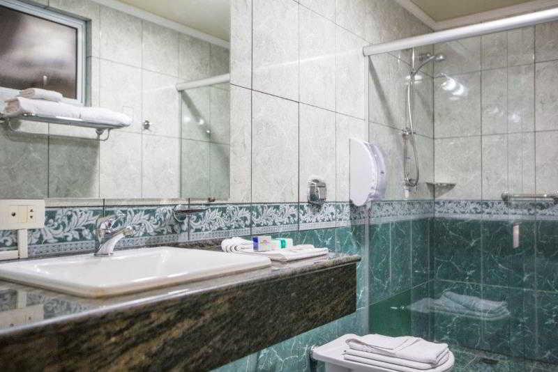 Astron Suites Sao Jose Dos Pinhais By Nobile Εξωτερικό φωτογραφία