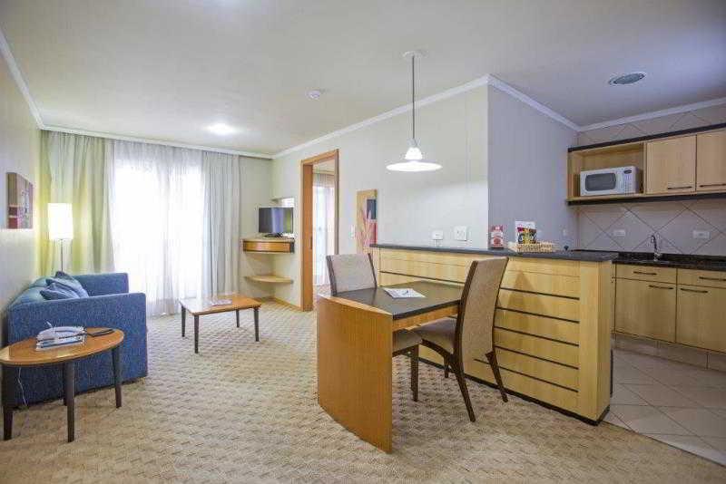 Astron Suites Sao Jose Dos Pinhais By Nobile Εξωτερικό φωτογραφία
